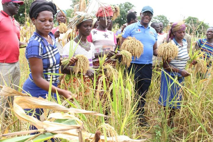 Lacina OUATTARA dit â€˜â€™Lass PRâ€™â€™ sensibilise les associations de jeunesse et le monde paysan